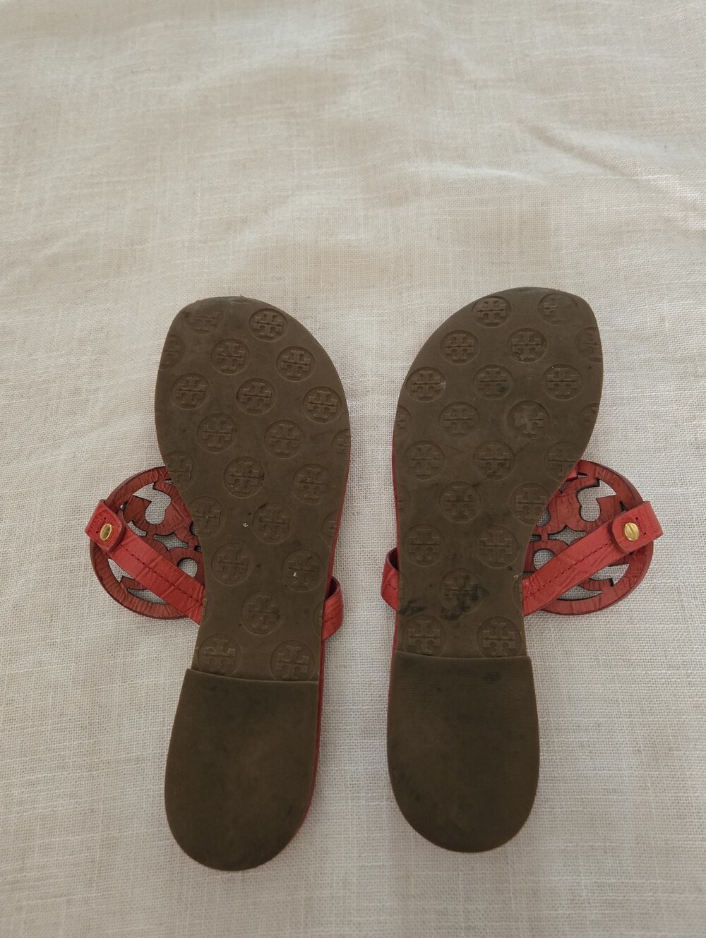 Tory Burch Croc Embossed Red Miller Logo Sandals - Picture 6 of 6